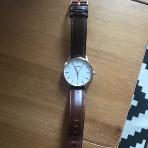 MVMT rose gold with brown leather band